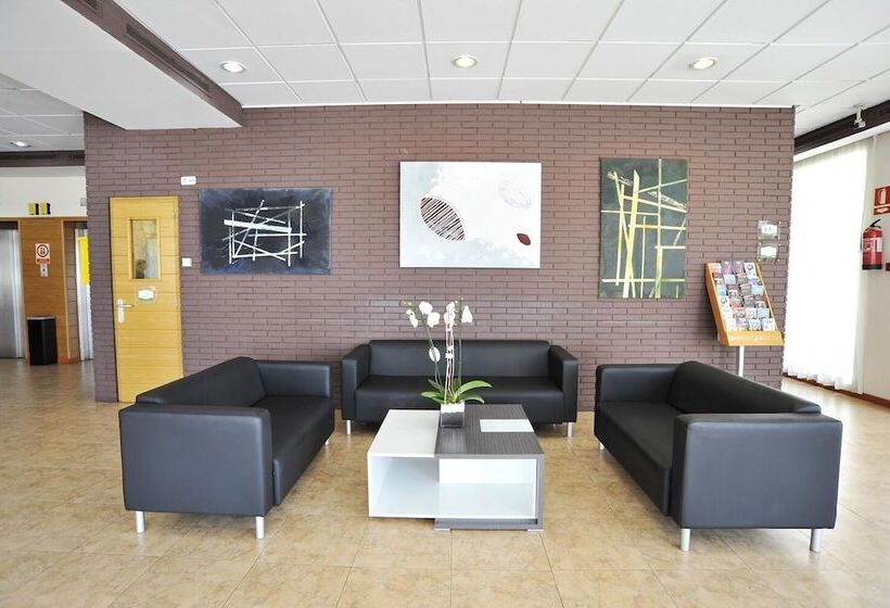 ホテル Travelodge Barcelona del Vallès