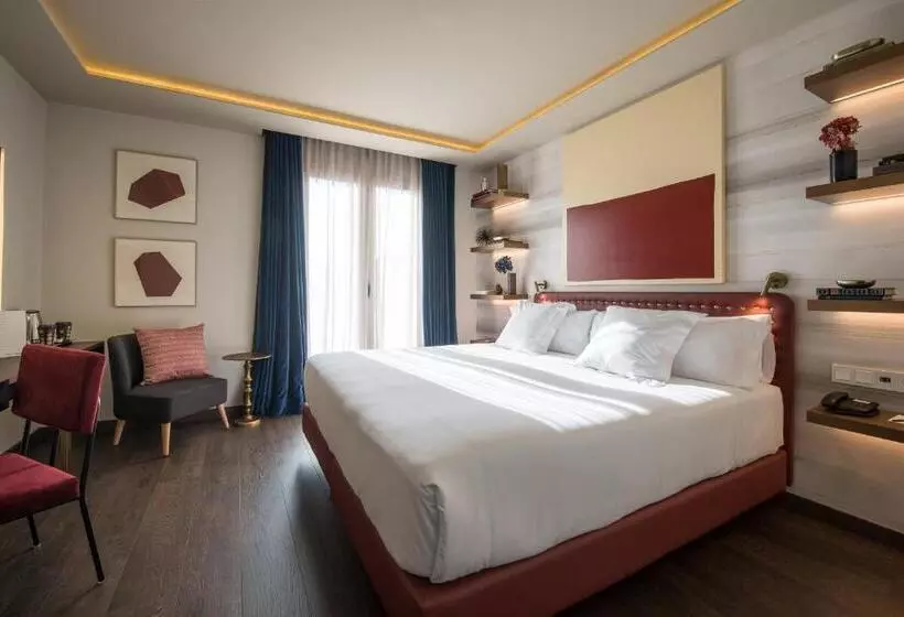 Отель Vincci Mae