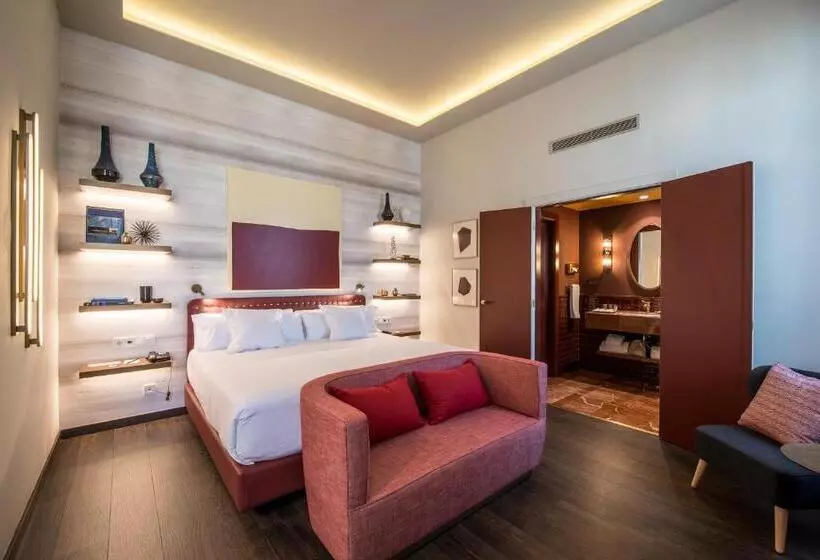 Отель Vincci Mae