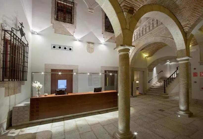Parador De Caceres
