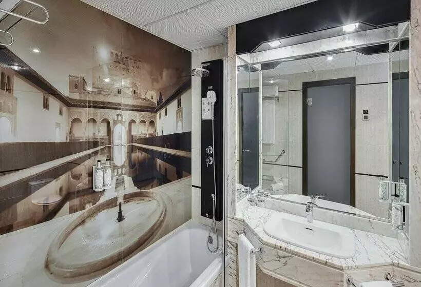 Gran Hotel Luna de Granada