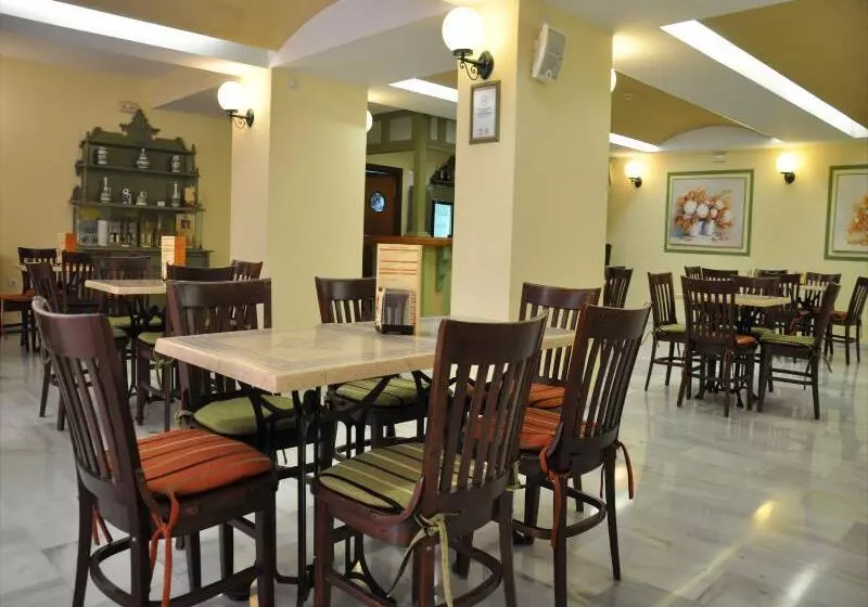 ホテル Crisol Chiclana