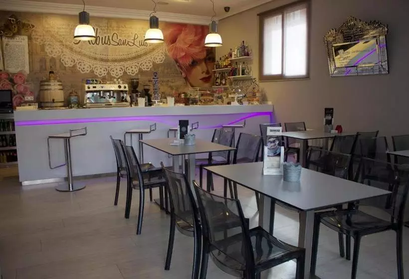 ホテル Boutique Albussanluis