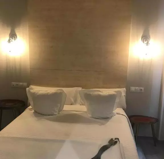 ホテル Boutique Albussanluis