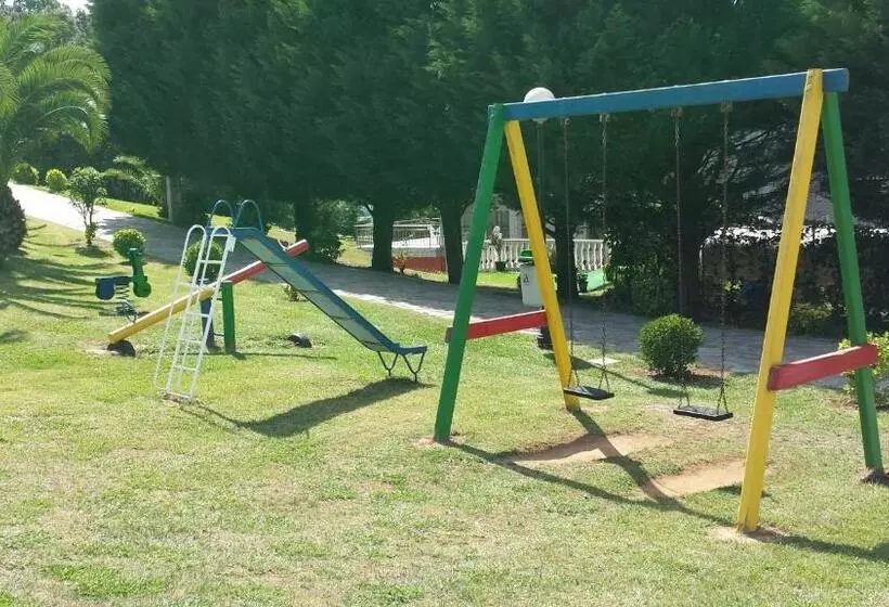 בית מלון כפרי Campomar