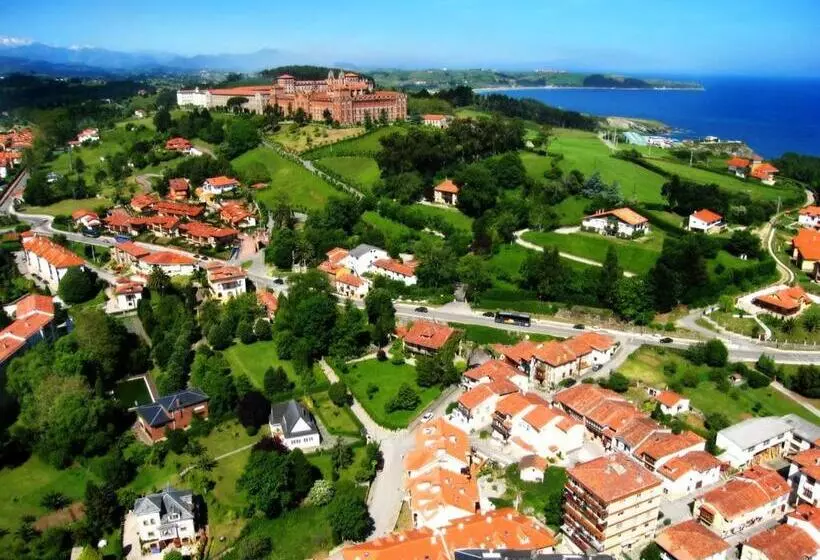 Hotel Dunas De Oyambre