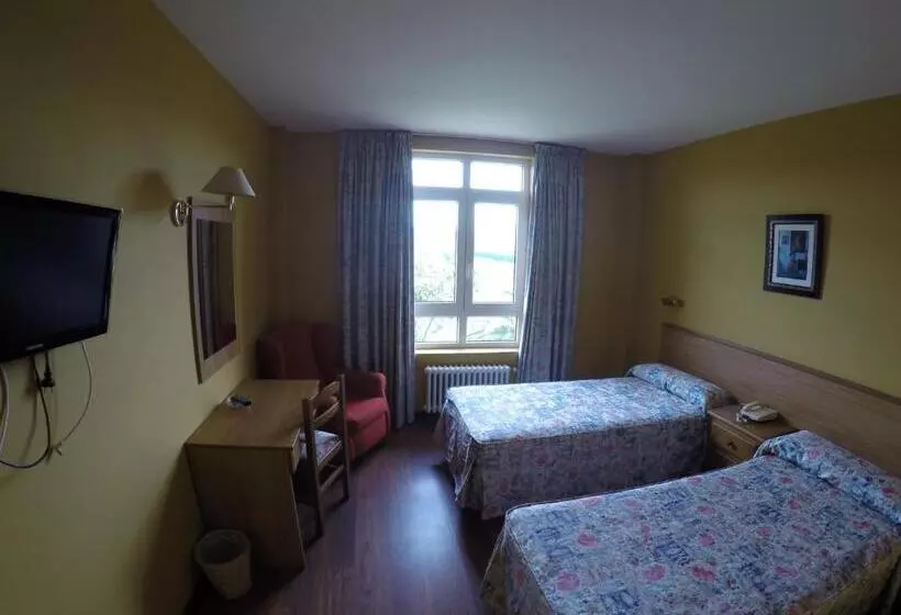 Hotel Dunas De Oyambre