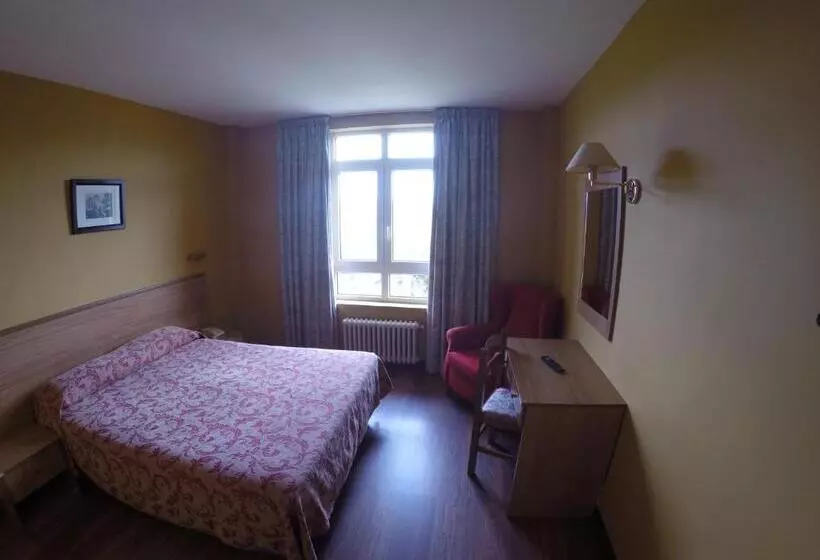 Hotel Dunas De Oyambre