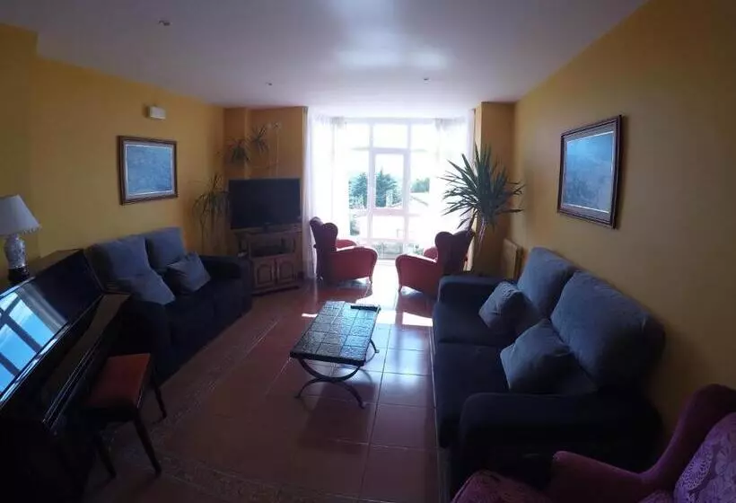 Hotel Dunas De Oyambre