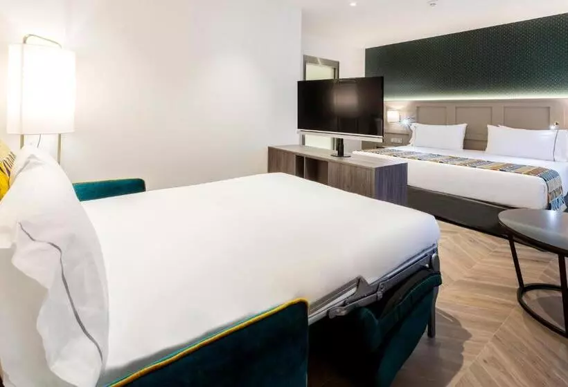 호텔 Eurostars Puerta Real