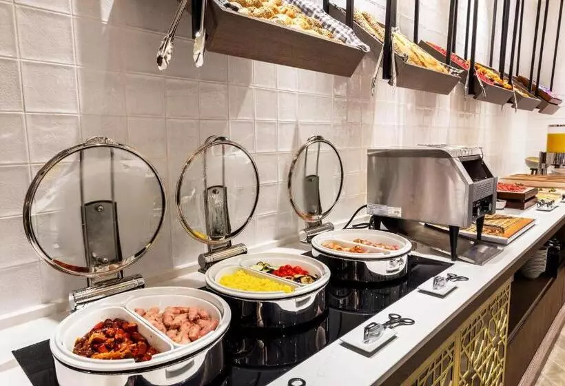 호텔 Eurostars Puerta Real