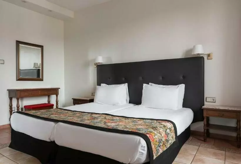 فندق Exe Alfonso Viii