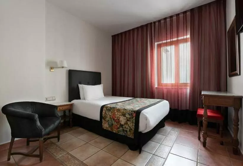 فندق Exe Alfonso Viii