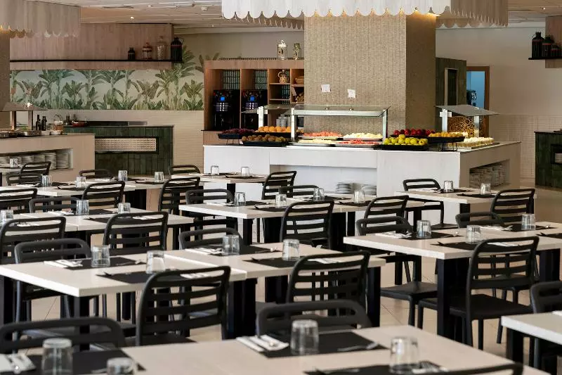 Отель Intelier Orange