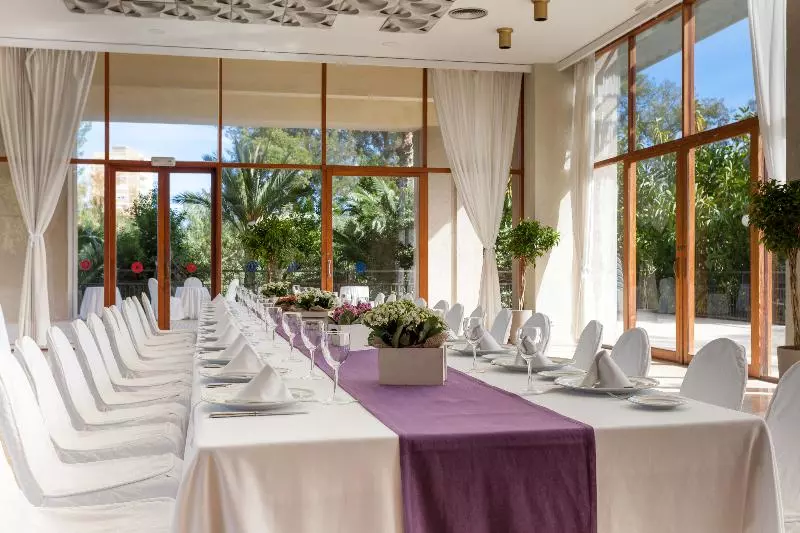 Отель Intelier Orange