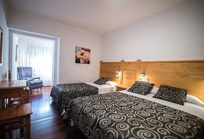 Отель La Rambla