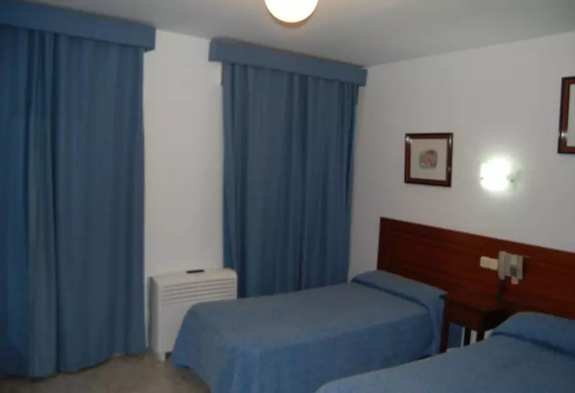 酒店 Marina Victoria