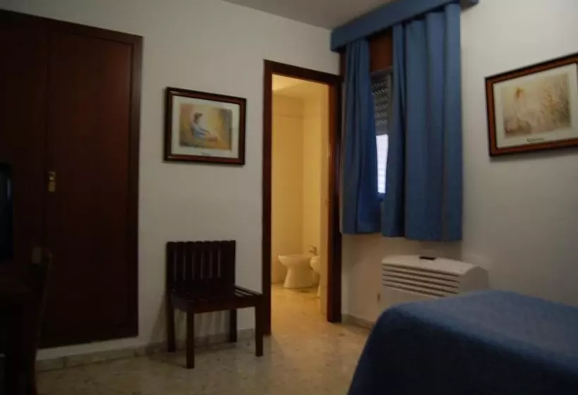 酒店 Marina Victoria