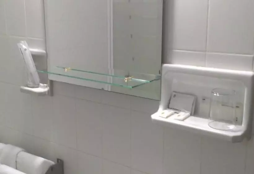 酒店 Marina Victoria