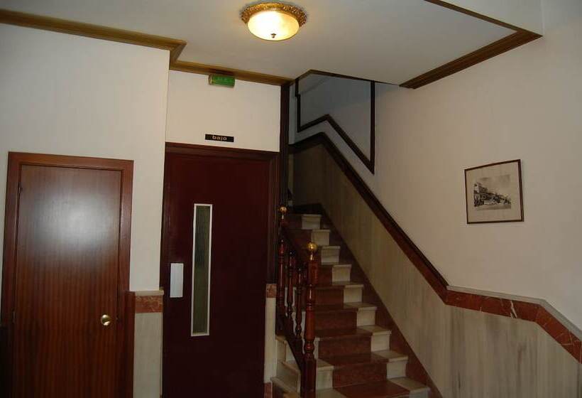 בית מלון כפרי Marina Victoria