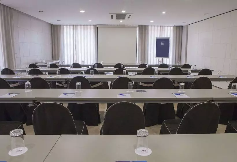 酒店 NH Castellon Mindoro