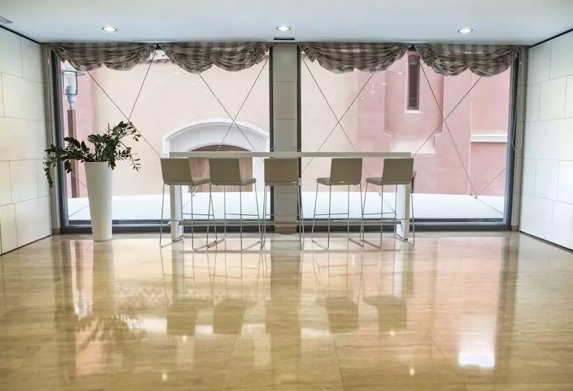 酒店 NH Castellon Mindoro