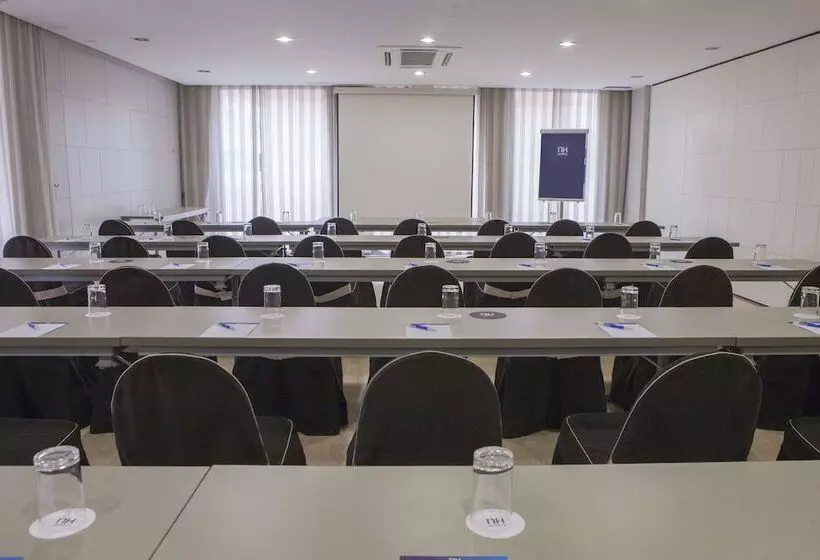 酒店 NH Castellon Mindoro