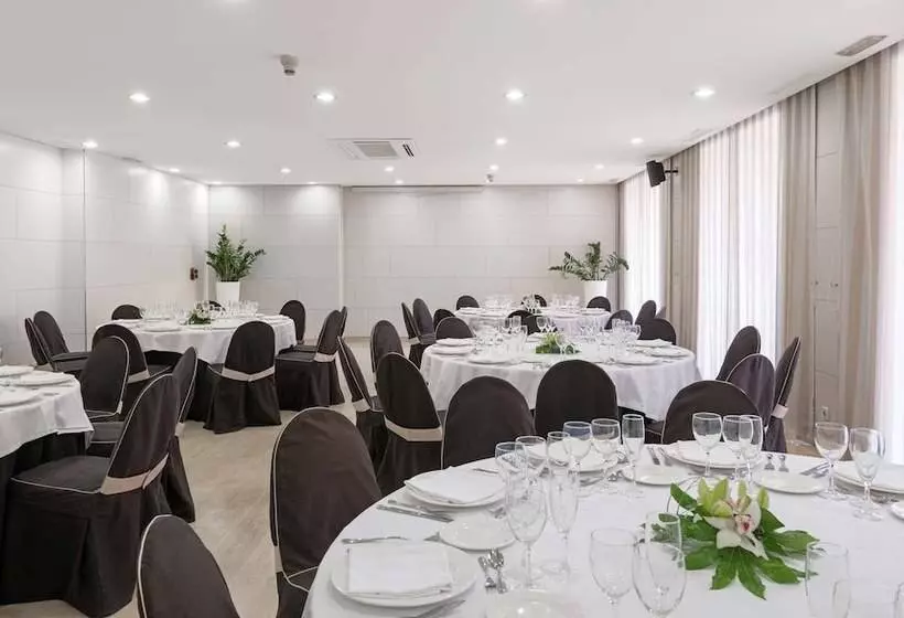 酒店 NH Castellon Mindoro