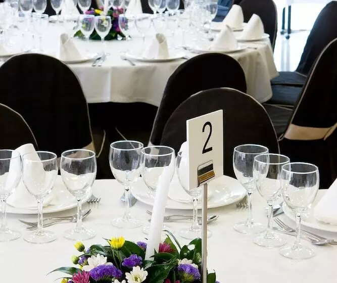 酒店 NH Castellon Mindoro