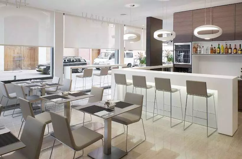 酒店 NH Castellon Mindoro