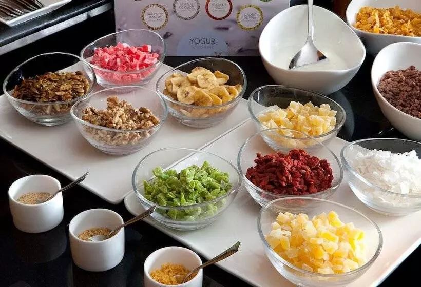 酒店 NH Castellon Mindoro