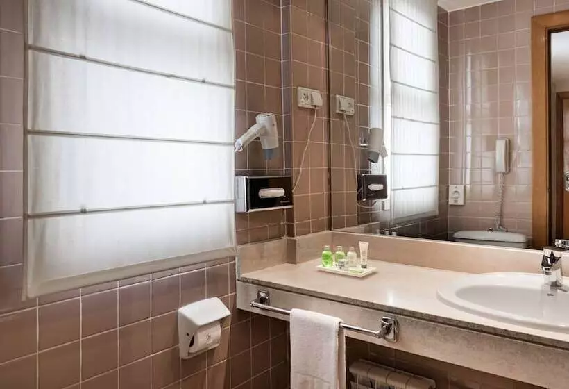 酒店 NH Castellon Mindoro