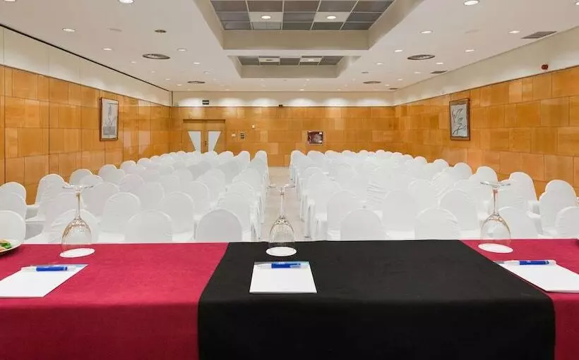 فندق NH Ciudad Real