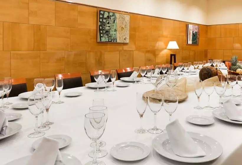 فندق NH Ciudad Real