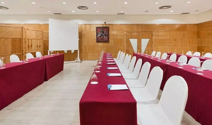 فندق NH Ciudad Real