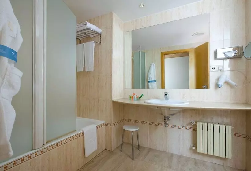 فندق NH Ciudad Real