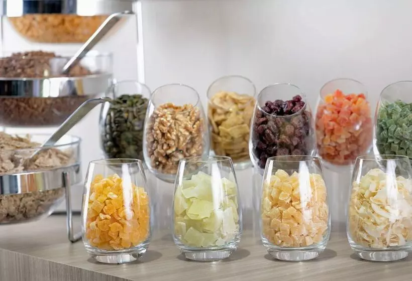 Otel NH Collection Victoria