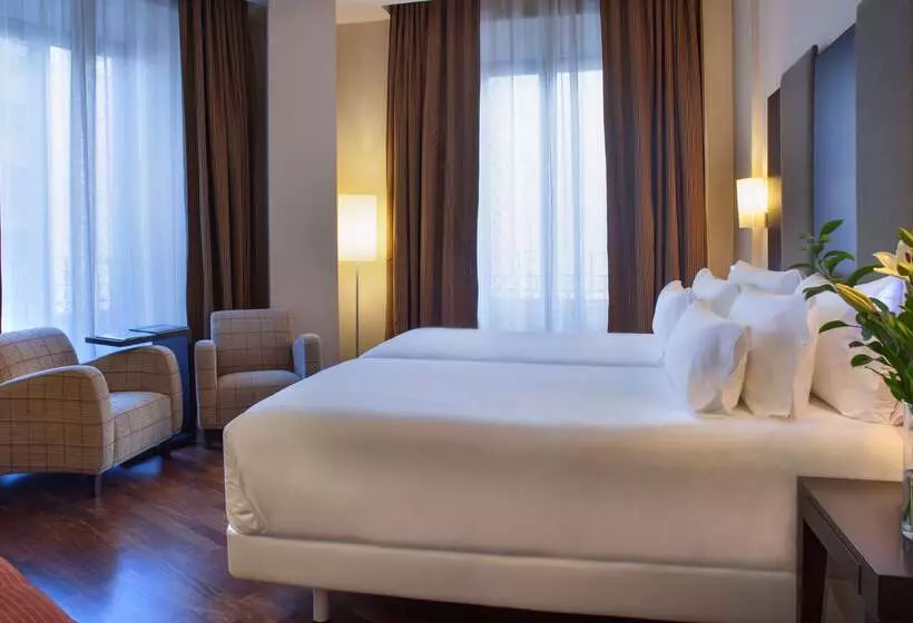 Otel NH Collection Victoria