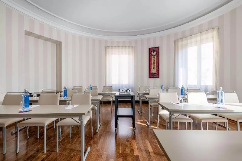 Otel NH Collection Victoria