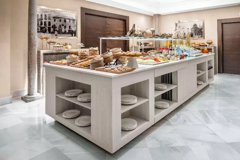 Otel NH Collection Victoria