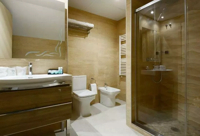 فندق Pedro I De Aragon 4 Estrellas Superior