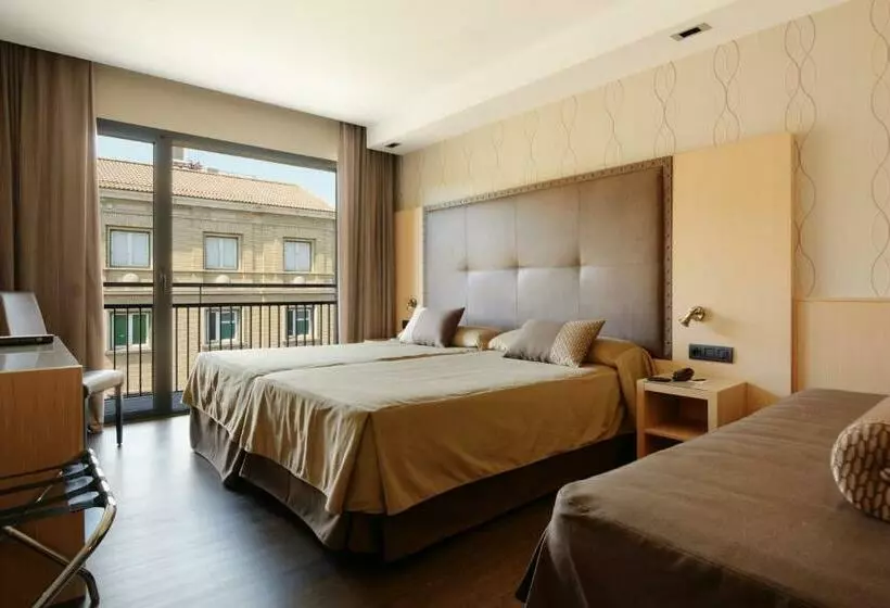 فندق Pedro I De Aragon 4 Estrellas Superior