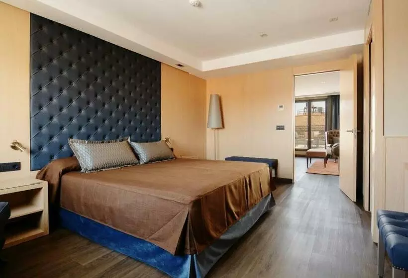 فندق Pedro I De Aragon 4 Estrellas Superior