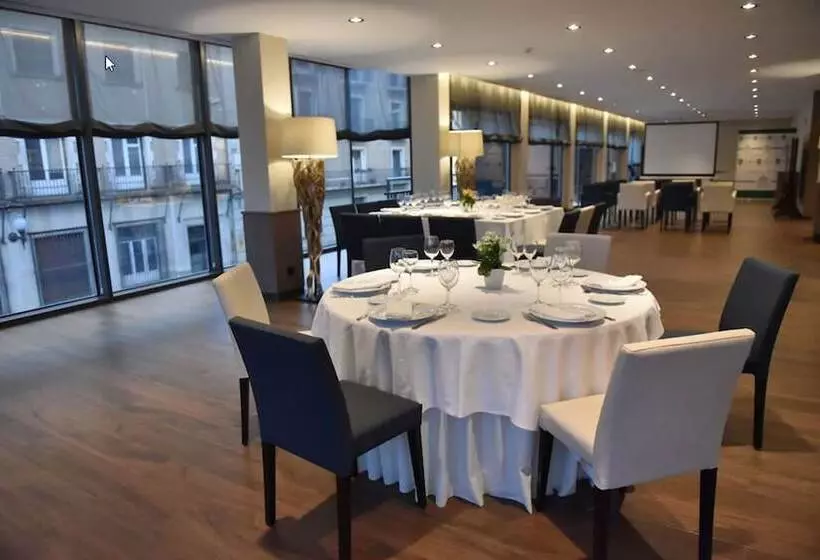 فندق Pedro I De Aragon 4 Estrellas Superior