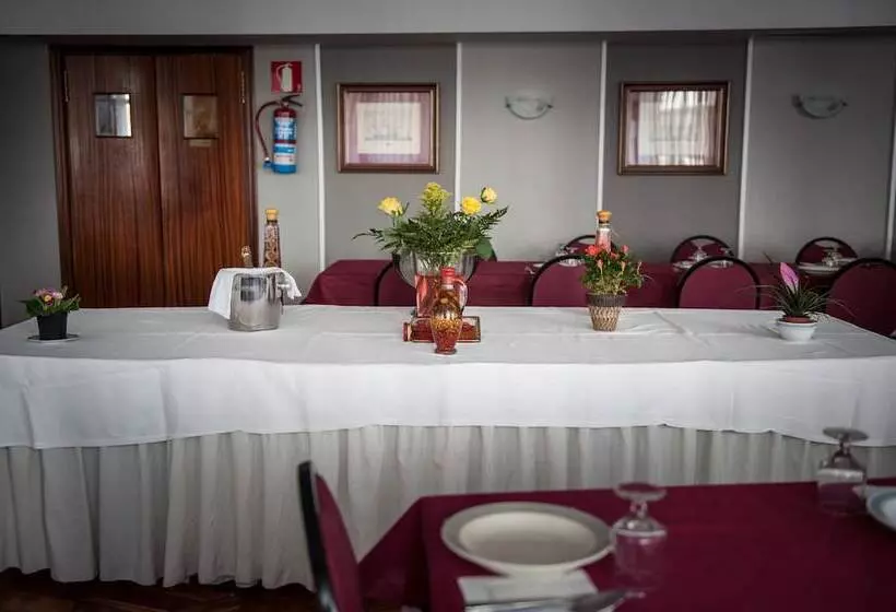 בית מלון כפרי Unzaga Plaza