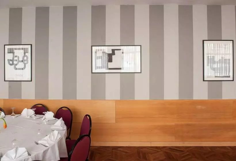 בית מלון כפרי Unzaga Plaza