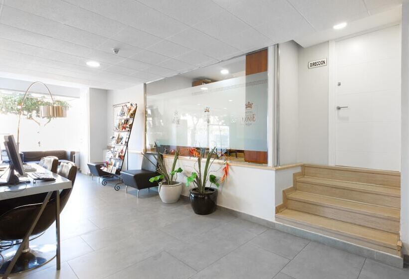 هتل Familia Conde