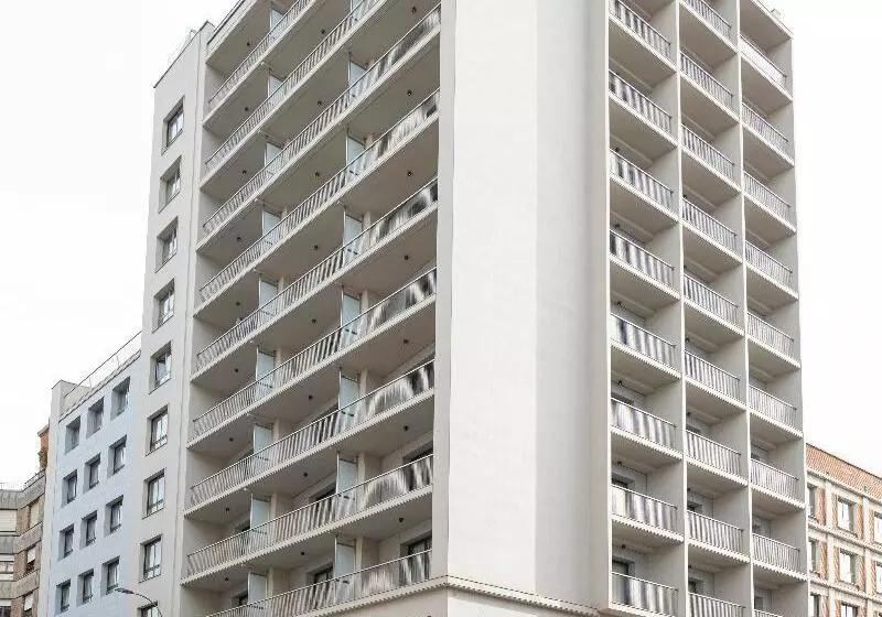 Hotel Barceló León Conde Luna