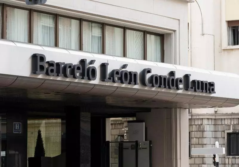 Hotel Barceló León Conde Luna