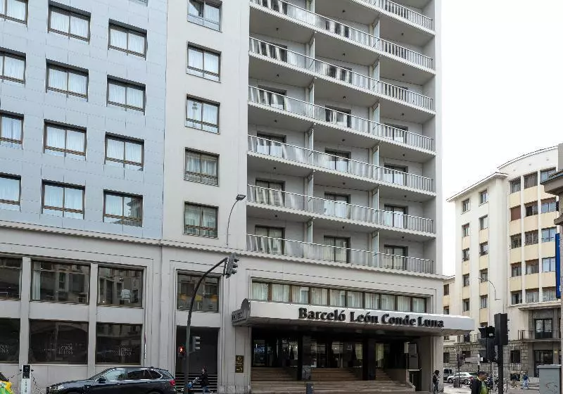 Hotel Barceló León Conde Luna